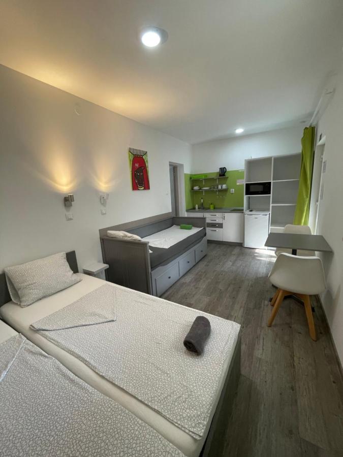 Tutti Apartman Balatonlelle Bagian luar foto