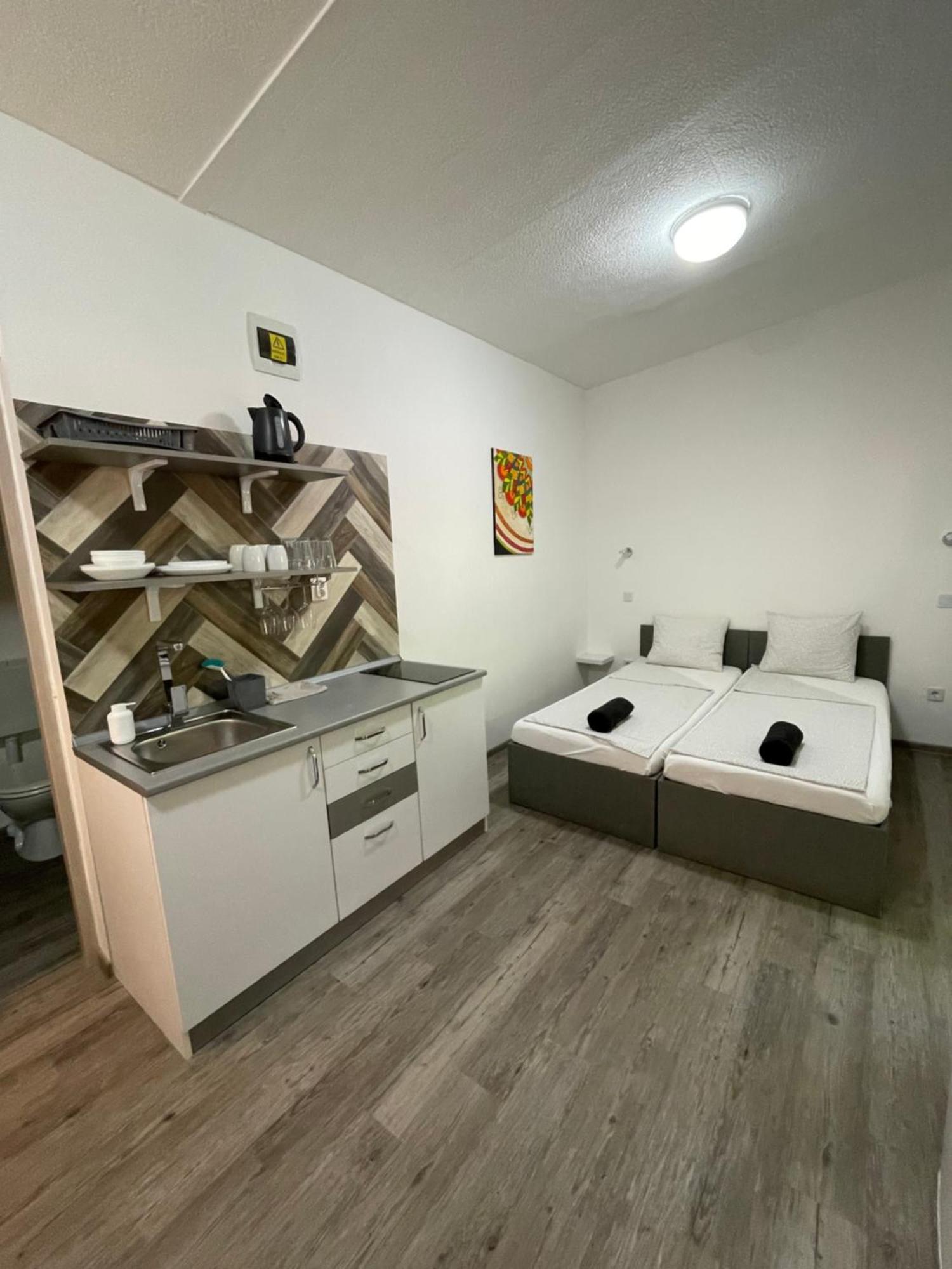 Tutti Apartman Balatonlelle Bagian luar foto
